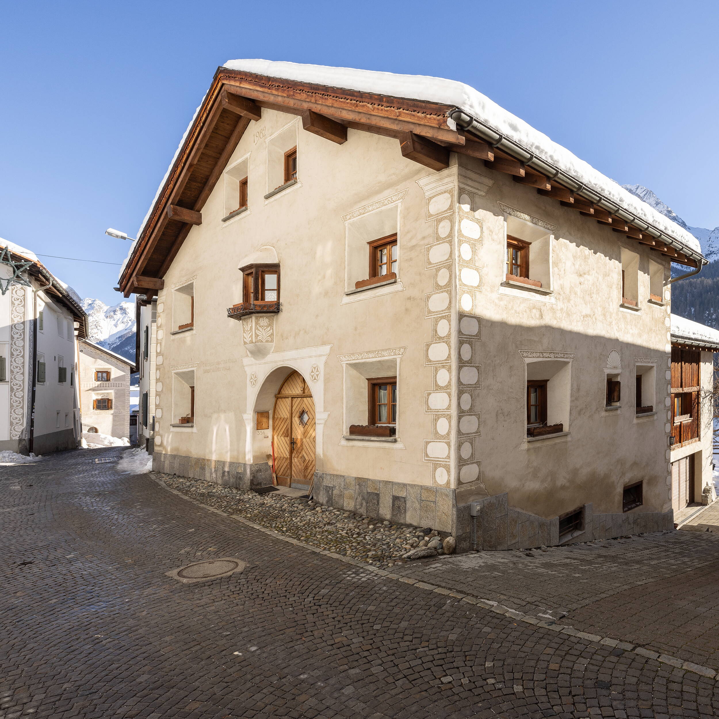 scuol_q.jpg scuol_q.jpg