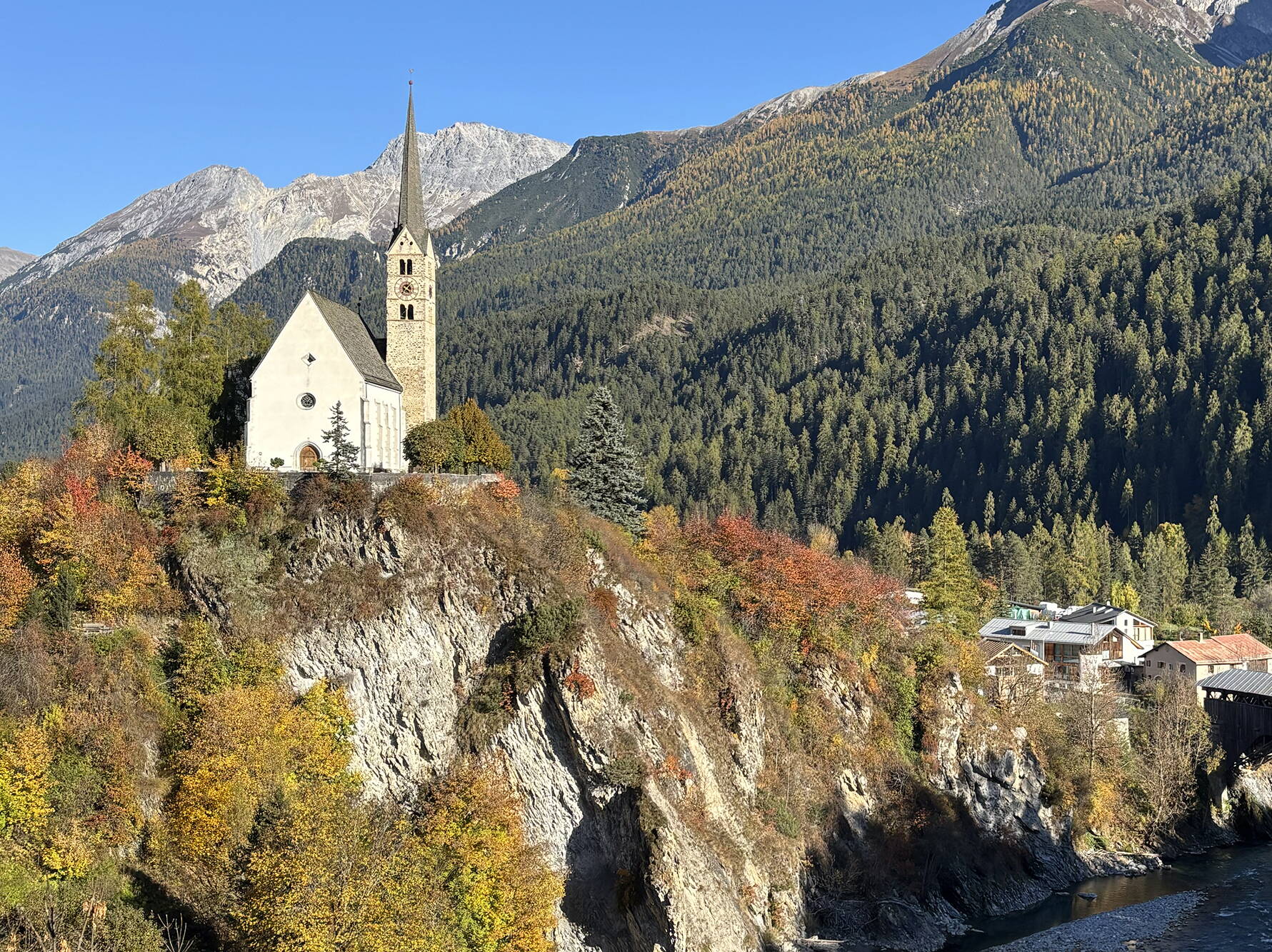 scuol_1_kl.jpg scuol_1_kl.jpg